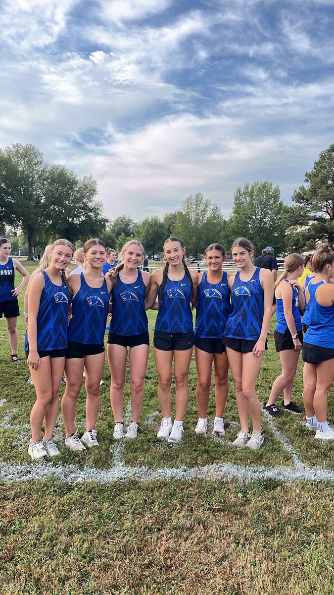 GreenbrierCross's tweet photo. Senior girls are ready to run at the Arkansas Tech invitational https://t.co/zmOruqsVlS