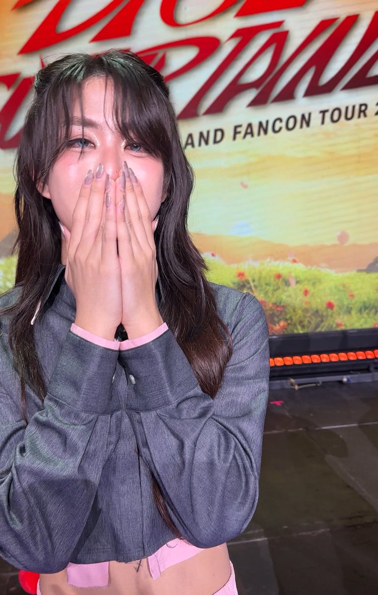 papinnka's tweet photo. อย่าาาาร้องงง 😭 https://t.co/8O8tcVort5