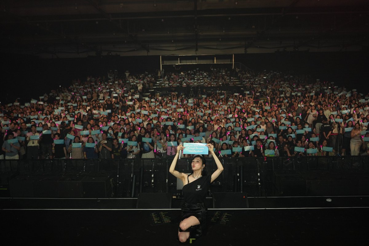 teampmg_kr's tweet photo. Tiffany Young 티파니 영

Edge of Calm Tour in Singapore
See you at the next stop 🎶

#TiffanyYoung #티파니영
#EdgeofCalm
#TEAMPMG https://t.co/2fykGXF5YQ