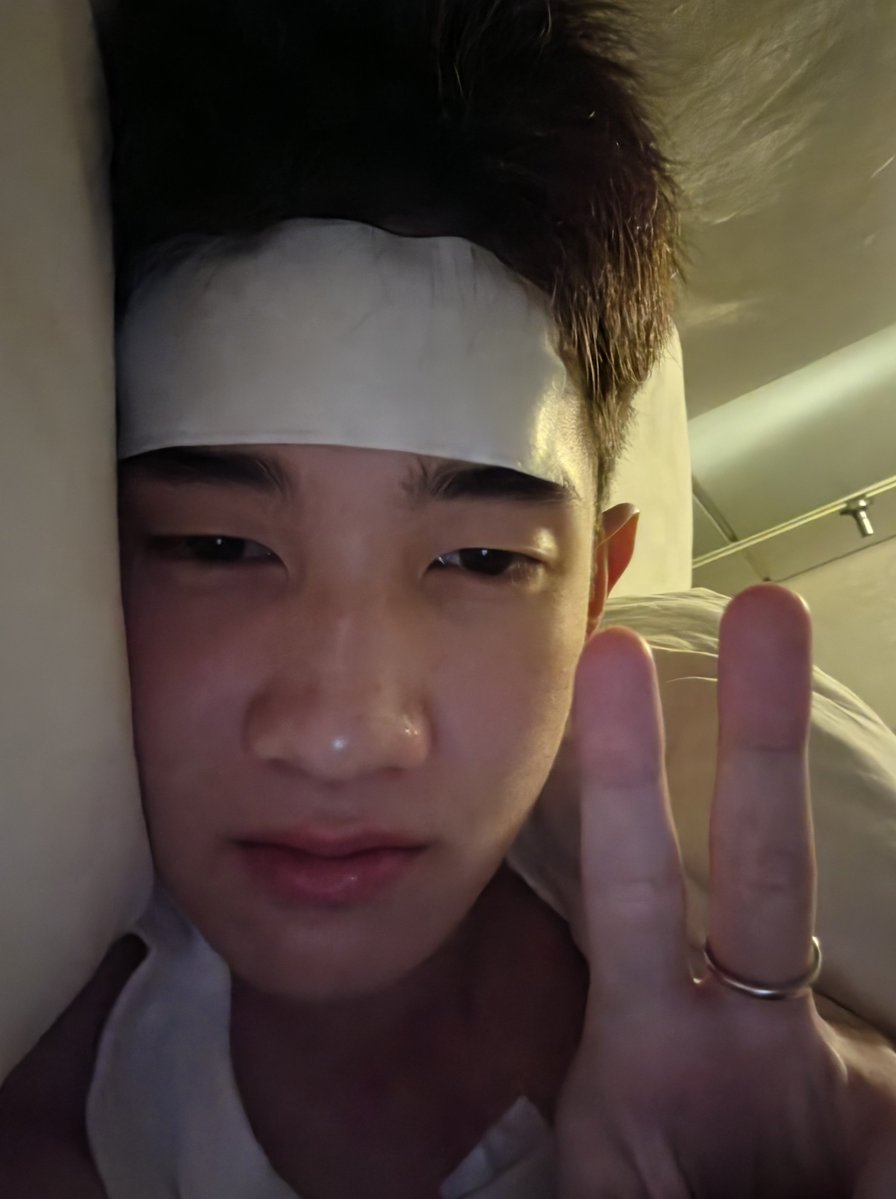 ___progresss___'s tweet photo. วันนี้ขอบคุณทุกคนมากๆเลยนะครับ ตอนแรกผมคิดว่าตัวผมจะขึ้นไม่ไหวแล้ว วันนี้ต้องขอโทษทุกคนด้วยนะครับ ผมอาจจะไม่ได้เต็ม100% ผมต้องขอโทษพี่ๆกันด้วยนะครับ

MONDPRO VN FANDAY35

#GMMTVFANDAY35
#APFANDAYxVIETNAM
#ProgressPassawish
#Almondbabybigboy
#AlmondProgress
#PSPW #ด้อมภภ https://t.co/tTKjhBmFUl