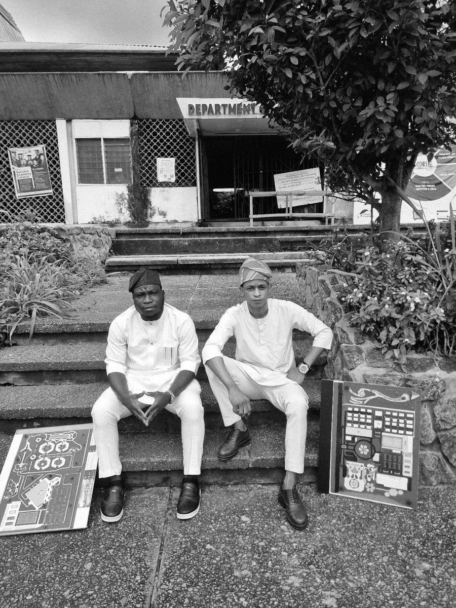 Samiee_crafts's tweet photo. Final Jury, BSc. Architecture, OAU✅️ https://t.co/DgKHkoJZvY
