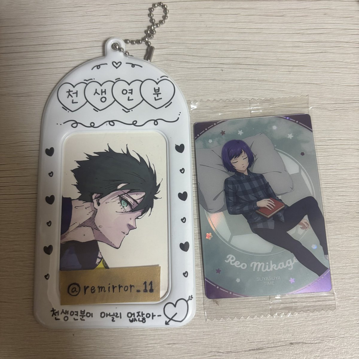 remirror_11's tweet photo. @Shinx_0tako 初めまして、こんばんは。
検索よりお声掛け失礼致します。
当方玲王くん(O)を所持しておりますが凛(O)と郵送交換していただくことは可能でしょうか？
ご検討よろしくお願い致します。 https://t.co/0idGxyfczU