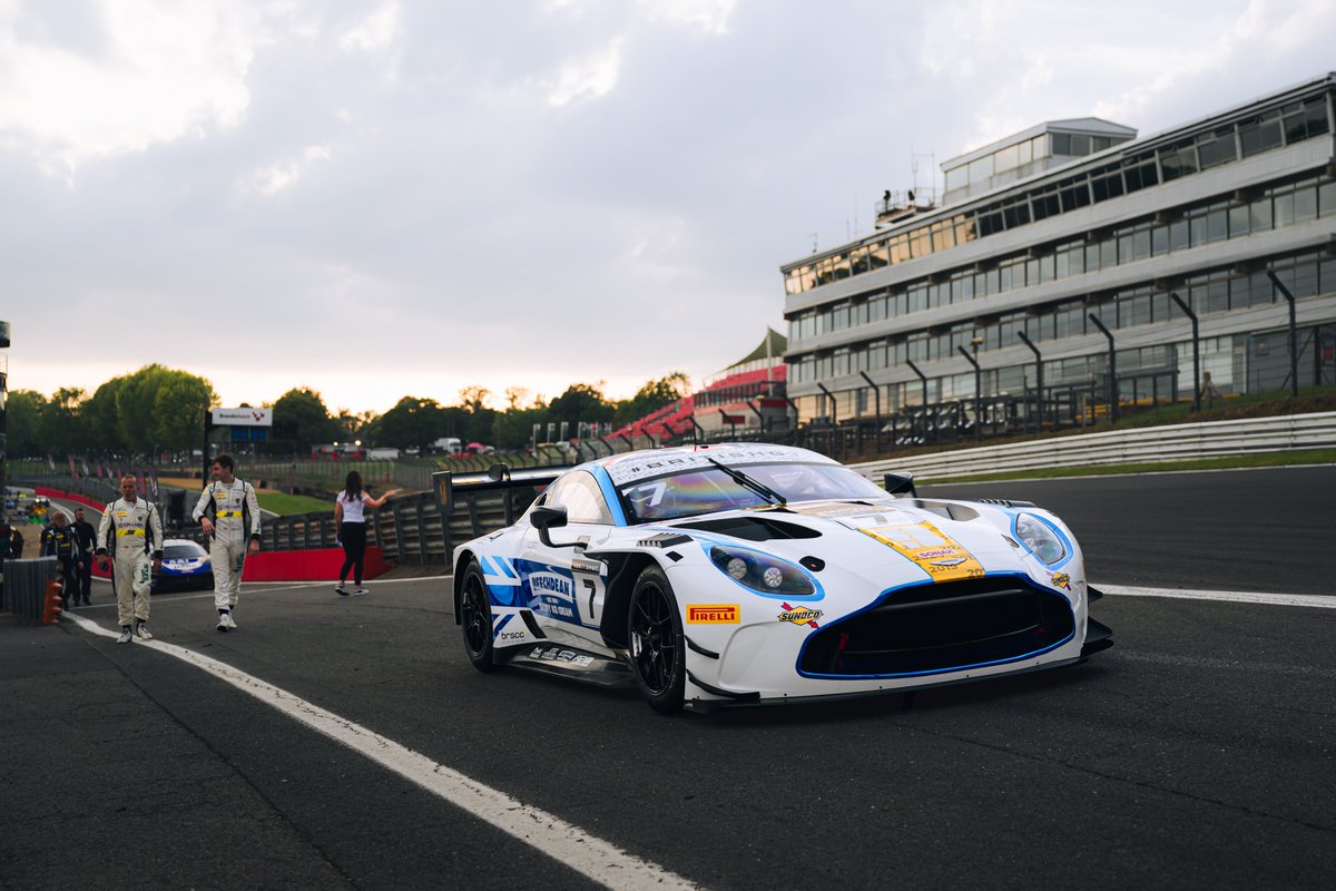 BeechdeanAMR's tweet photo. Have you seen our special livery this weekend, charting the retiring Andrew Howard's racing highlights?

📸 Phil Hay https://t.co/36xJSNKqo2