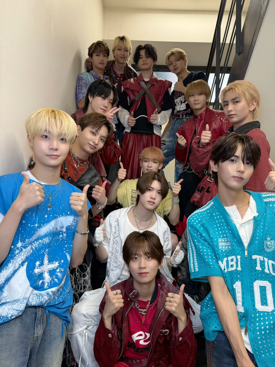 OFFICIAL__KAJA's tweet photo. ［📸］260926

「SWISH TOUR 2026 in OSAKA」にて #BANGERS さん(@BANGERS_staff )と📸

ありがとうございました✨

9/30(水)@ SHIBUYADIVEにて開催する
2マンフリーライブもぜひ遊びに来てください❣️

#BG7 
#KAJA #カジャ #카자 https://t.co/ENgq2T3XuN