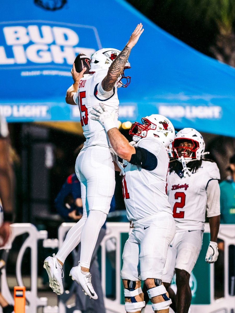 LibertyFootball's tweet photo. 📸 09.24.2026 https://t.co/3RfV70J1sN