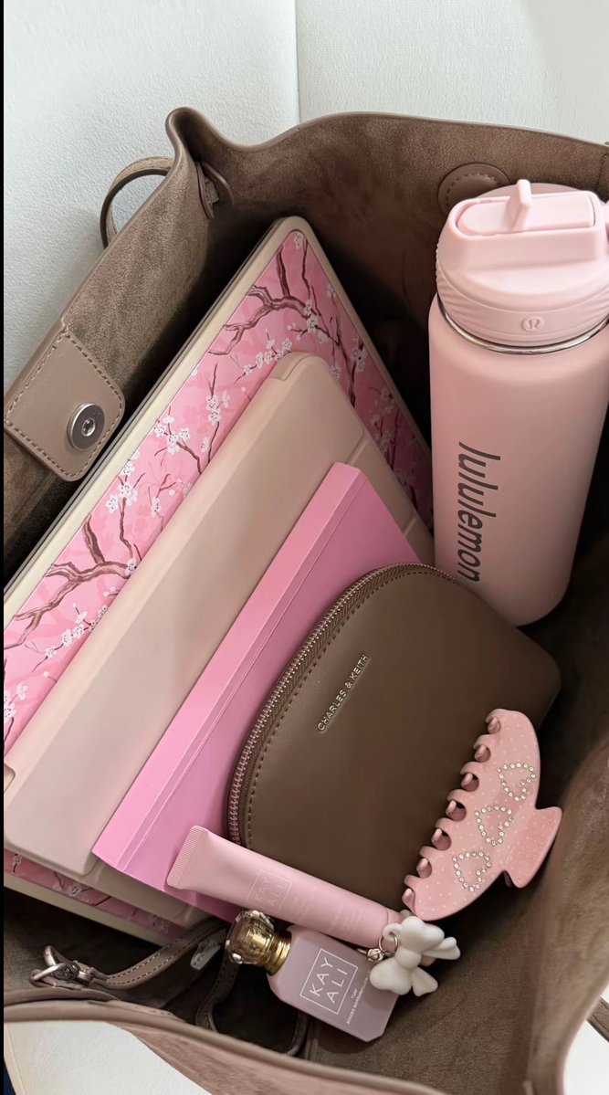 prtygal777's tweet photo. https://t.co/OZe5XUPrLG