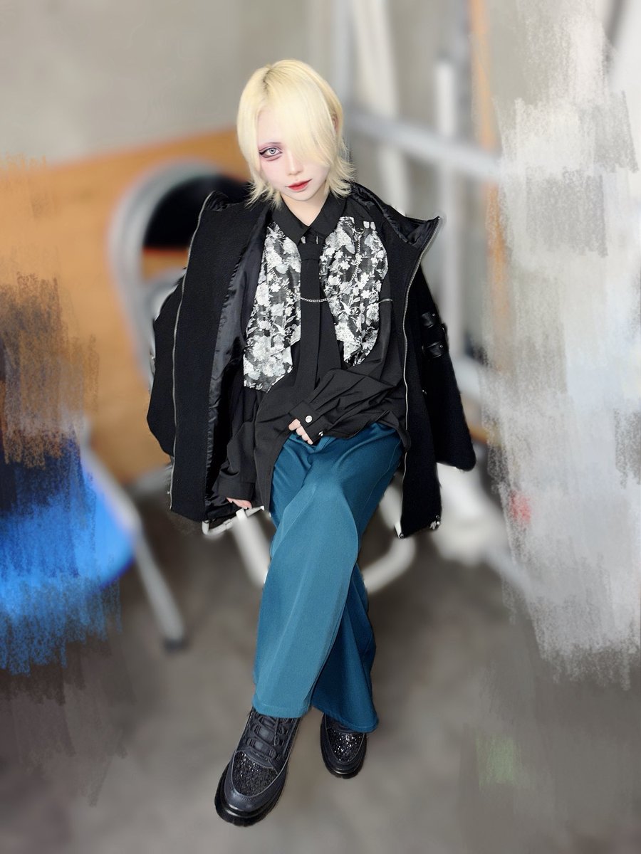 Dr_Nekky's tweet photo. めちゃめちゃカッコよくしてもらいました❕
初めてのファッションショー、すっっごく緊張したけどかっこいいお洋服着れてステージに立てて楽しかった🐈⬛🎶
撮可で撮ってくれたみんなも是非タグ付けて引用RPしてネ‼️🔁
#NIBBLEPOISON
#DRESSMEPOISON
#ドレミポイズン 本当にありがとうございました❕ https://t.co/zcxBd5Mri4