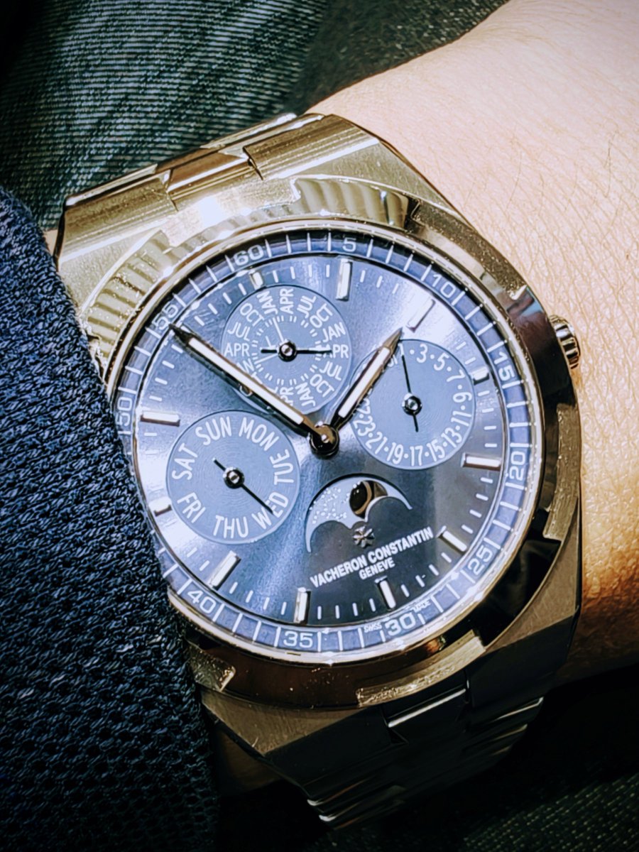PolPetual's tweet photo. The Azure
.
Vacheron Constantin Overseas Perpetual Calendar Ultra-thin
.
#VacheronConstantin #Overseas #PerpetualCalendar #LimitedEdition #WatchWorldWideMag
@Vacheron1755 https://t.co/MESBAHnhKO