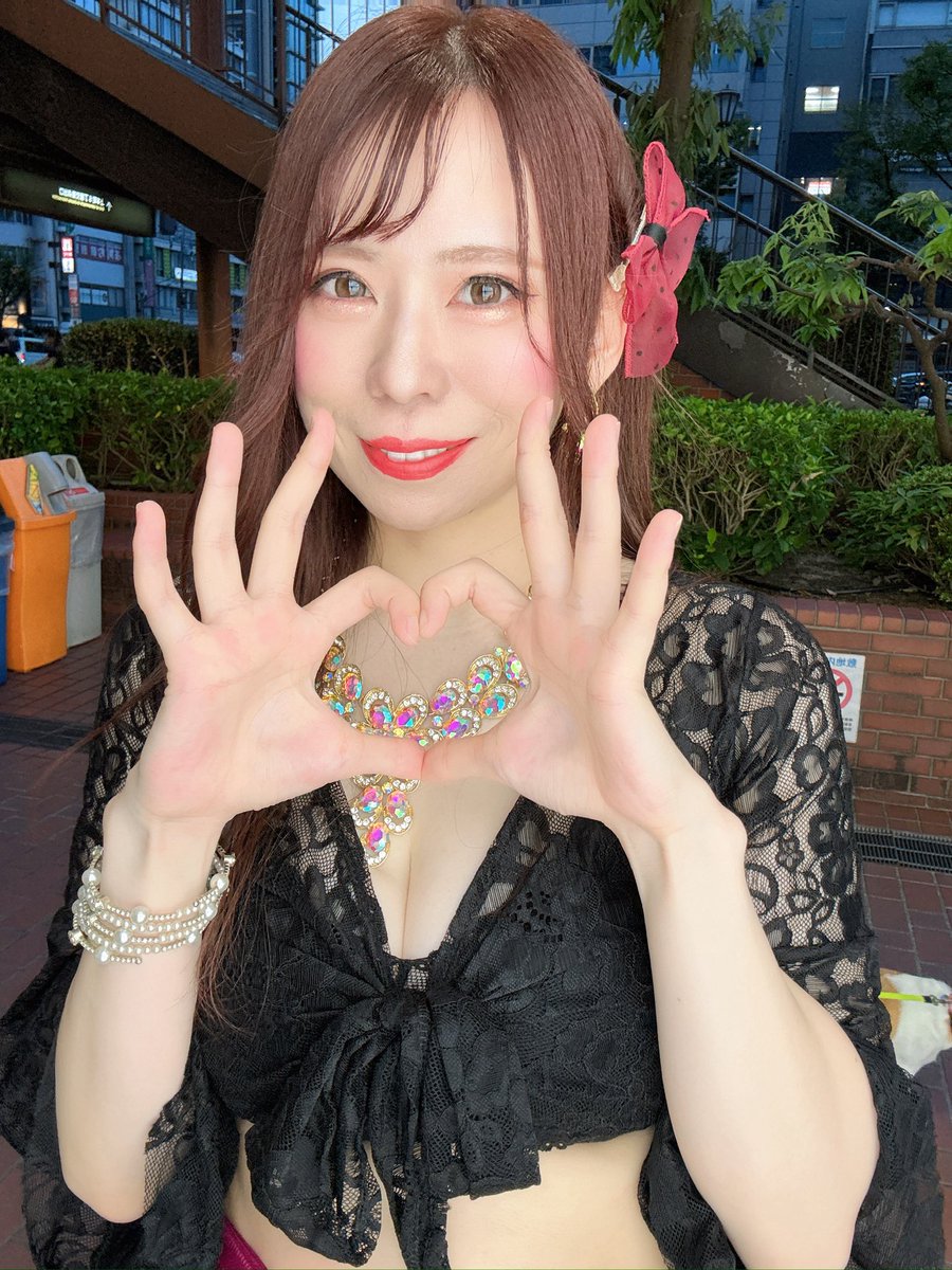 chisa_belly's tweet photo. 明日9/27はtone8で踊ります🎶
私は19:40からです☺️ご予約はDMにお待ちしてます！

配信でも見れます！！ぜひ配信や投げ銭もお待ちしております🥰🫶

【配信URL】
https://t.co/lLdgB65jJY

【応援チケット（投げ銭）】
https://t.co/5WkrjRJbiH https://t.co/tbvXnja0c4