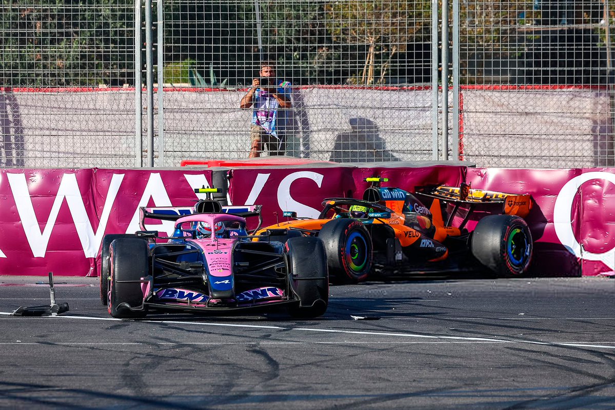 FormulaDirecta's tweet photo. 💥 Lando Norris:

"En Fórmula 1 queremos competir contra los mejores pilotos del mundo y, cuando pasan cosas así, es porque NO DEBERÍAS ESTAR en la F1".

[Motorsport]

#F1 https://t.co/KAmvQ637RV