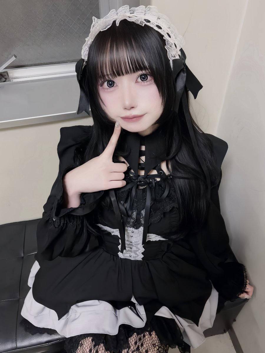 dokusai_tane's tweet photo. 独ちゃんず(仮) 紫色担当のタネです💜
初めてのファッションショー、とっても楽しかった!
こんな素敵な機会をいただけてしあわせです🫶🏻
衣装もすごく可愛くてテンションあがった〜
「お人形さんみたい」って言ってもらえたのもうれしかった(^Θ^)♡
#NIBBLEPOISON
#DRESSMEPOISON https://t.co/tN607vabqH
