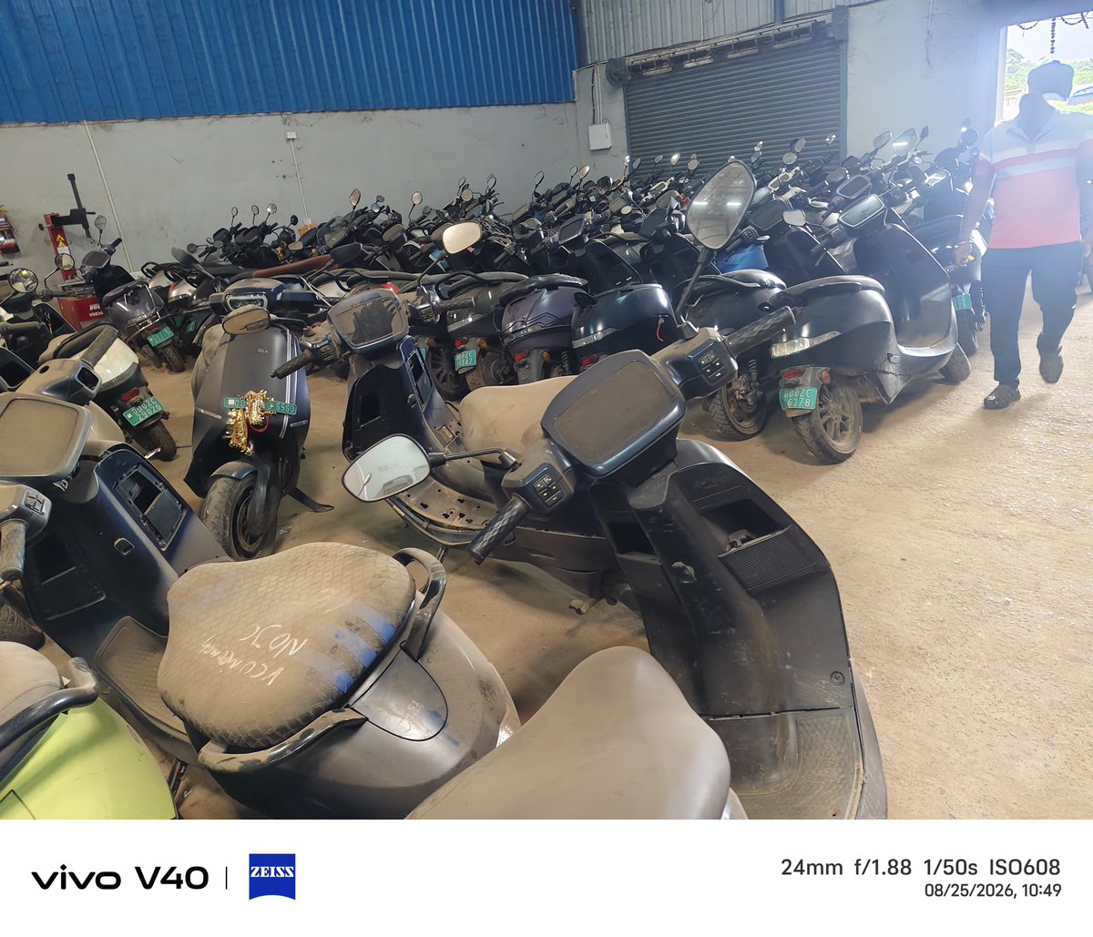 BunuRout's tweet photo. @bhash @OlaElectric purely madarchod fraud company, No warenty on ground, in just 2 yrs my scooter got scraped for unavailability of spare, when it has 6 more years of warranty,  DEAR FRIENDS DON'T BUY ANY OLA PRODUCT, in Bhubaneswar Odisha 3k scooter also same. Fraud Company https://t.co/3yIxtafKJv