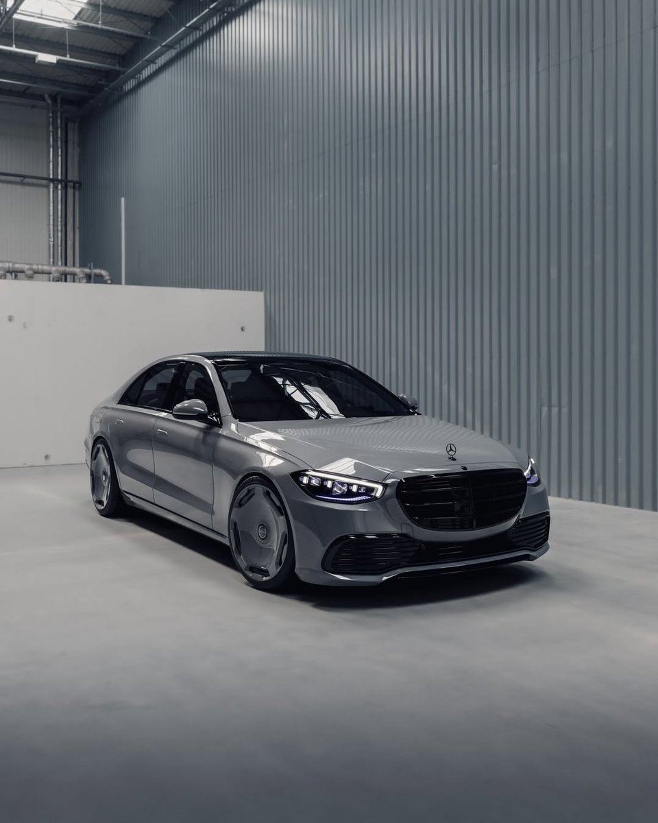 ApexDistrictX's tweet photo. the Mercedes-Benz S Class // a class above the rest. https://t.co/N2oaHT3vcN