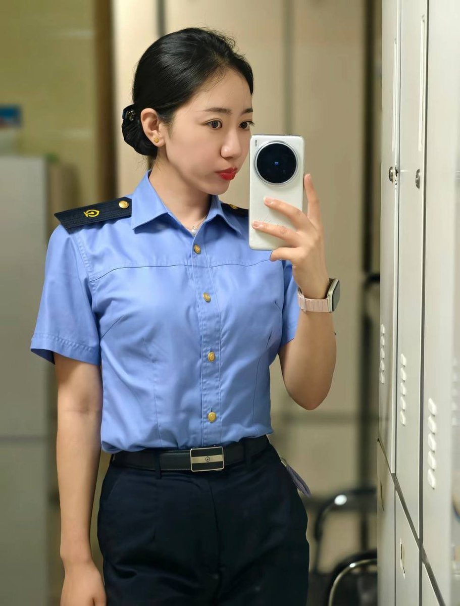 briana74ry7's tweet photo. 本人90后，已婚，中铁打工人，无不良嗜好。性格温和，思想开放。有一些小众爱好，真心希望在这里遇到一个聊得来的搭子。 https://t.co/Oa1YUl1x1y
