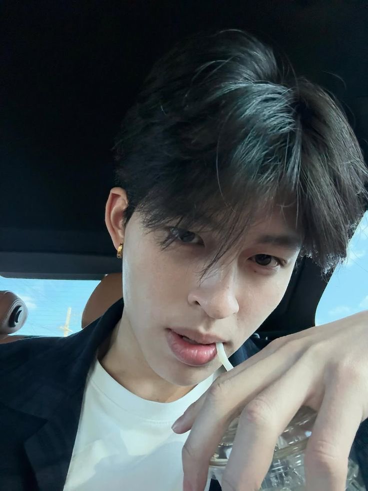 ppwhipped's tweet photo. hello! i am keeney and i'm looking for bl moots! (˶ᵔ ᵕ ᵔ˶)
about me:
- filo/eng
- 24 (she/her)
- multi (main: pondphuwin, williamest, geminifot, winnanon)
- tpop groups: https://t.co/OM0cajNXGr
♡/↻ are highly appreciated ^^ thank you mwa! (づ ̄ ³ ̄)づ
#thaibl #bltweet https://t.co/3JaahVaYgB