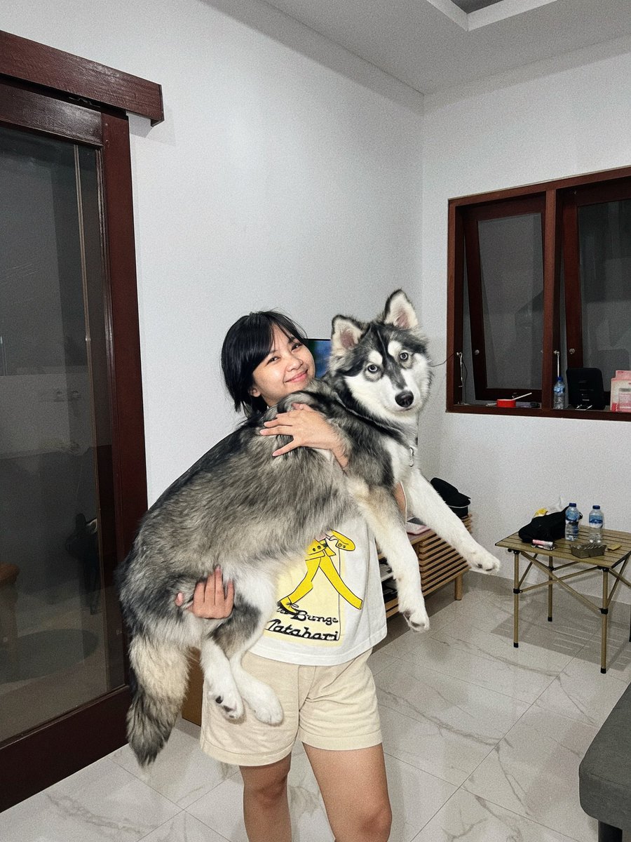 babycamehome2_'s tweet photo. udah ga kuat gendong dia😭 https://t.co/crPjftzbCQ