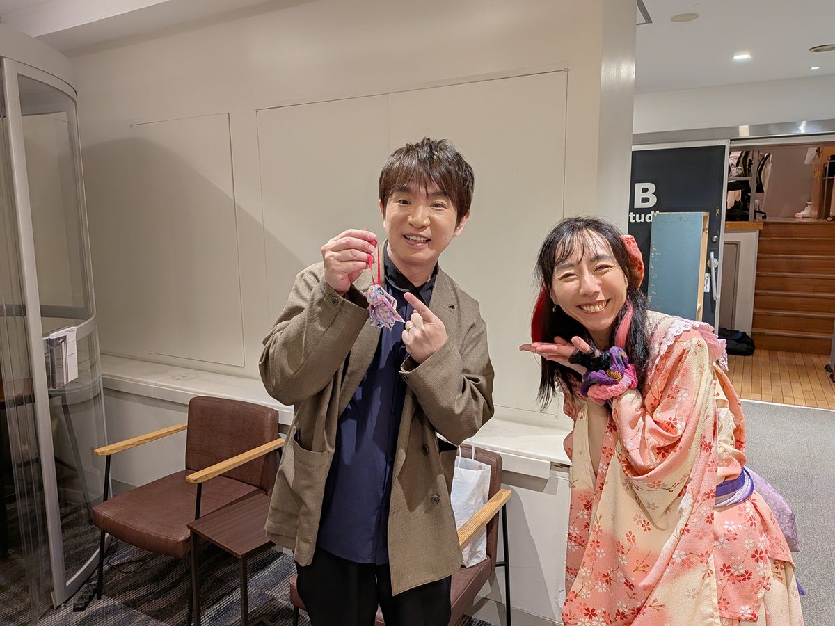 mariayozakura's tweet photo. 【地上波TV】千葉テレビ　MUSIC BLISSに出演します！
https://t.co/SOLhX3dT6c #Amebaブログ #アメブロ

千葉テレビで放送中の

【MUSIC BLISS】
に出演させていただきます(≧▽≦)ﾉ🌸✨

[毎週火曜日　23：00～23：29]

MCに濱口優さん、アシスタントに宮崎寿々佳さんを迎え、
インディーズアーティストの魅力やスタジオライブを伝える番組です。
TVerでの見逃し配信もあります！

夜桜出演はなんと2回

【11月3日】：MUSIC BLISS vol.23　
【11月10日】：MUSIC BLISS vol.24

です✨
ぜひ！！
みて！！！！

#濱口優 
#宮崎寿々佳 
#千葉テレビ
＃TVer
