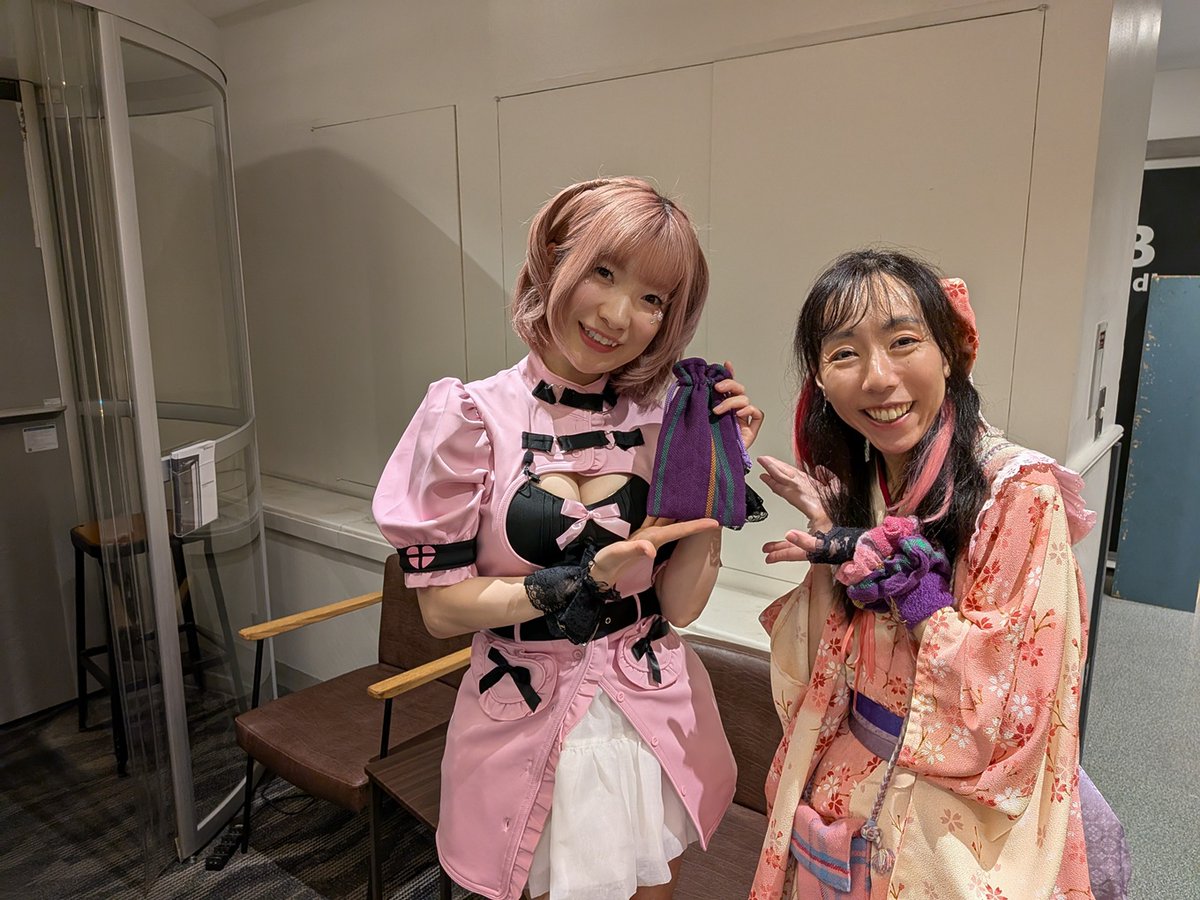 mariayozakura's tweet photo. 【地上波TV】千葉テレビ　MUSIC BLISSに出演します！
https://t.co/SOLhX3dT6c #Amebaブログ #アメブロ

千葉テレビで放送中の

【MUSIC BLISS】
に出演させていただきます(≧▽≦)ﾉ🌸✨

[毎週火曜日　23：00～23：29]

MCに濱口優さん、アシスタントに宮崎寿々佳さんを迎え、
インディーズアーティストの魅力やスタジオライブを伝える番組です。
TVerでの見逃し配信もあります！

夜桜出演はなんと2回

【11月3日】：MUSIC BLISS vol.23　
【11月10日】：MUSIC BLISS vol.24

です✨
ぜひ！！
みて！！！！

#濱口優 
#宮崎寿々佳 
#千葉テレビ
＃TVer