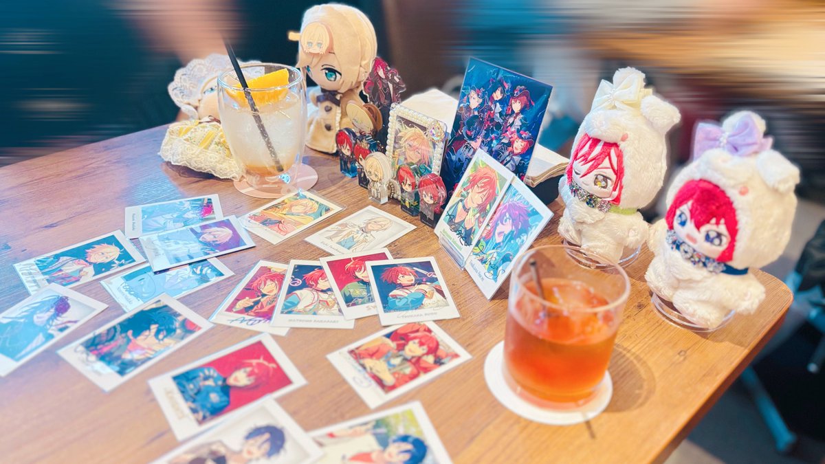 at_nt___'s tweet photo. 英智くんぬ会えた😻😻😻
一緒にカフェシナモン🎶🩵たくさんお話できて楽しかった~！！ありがと💋🫧
⚜️ポストカードも大感謝…！
ぜひぜひまた遊んでネ🫶🏻💞 https://t.co/yaGdkP6VHM
