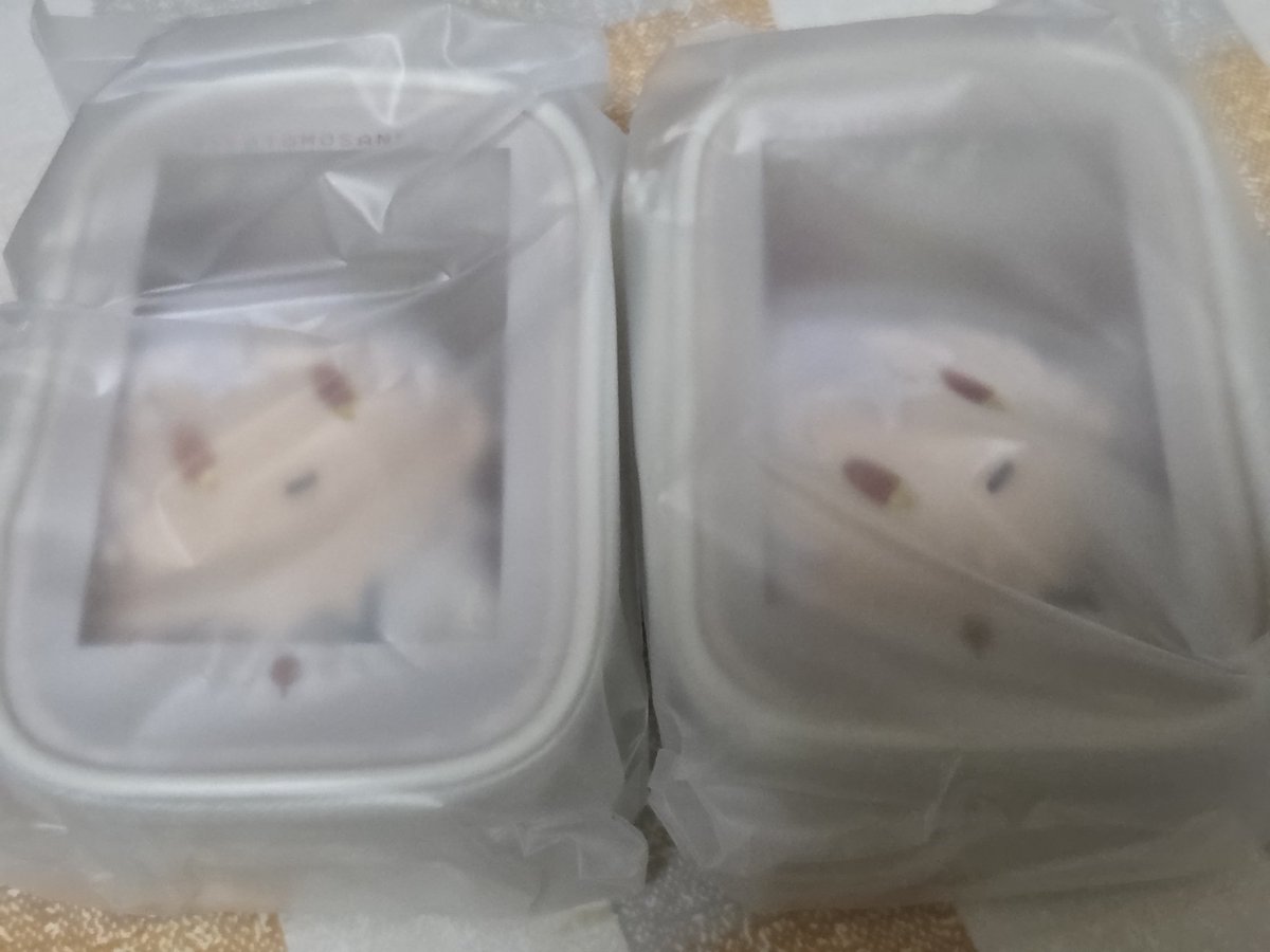 4Yayoi4's tweet photo. そ、そんな鶴丸…嬉しいけど…せめて肥前か青江だったら近くに貰い手が居たのに………😅
長義は来ませんでした😭

ってか、ダブってるの鶴丸だけだぞ(笑)
どうしてなんだ（笑） https://t.co/eZOgWSIX8R
