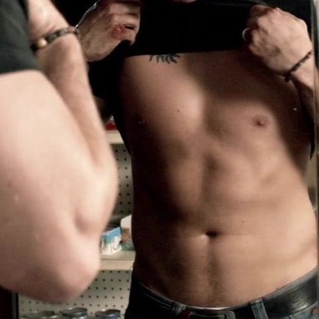 forcemasc's tweet photo. dean tummy so yummy 🤤🍽️ https://t.co/UlsMZiqB5V