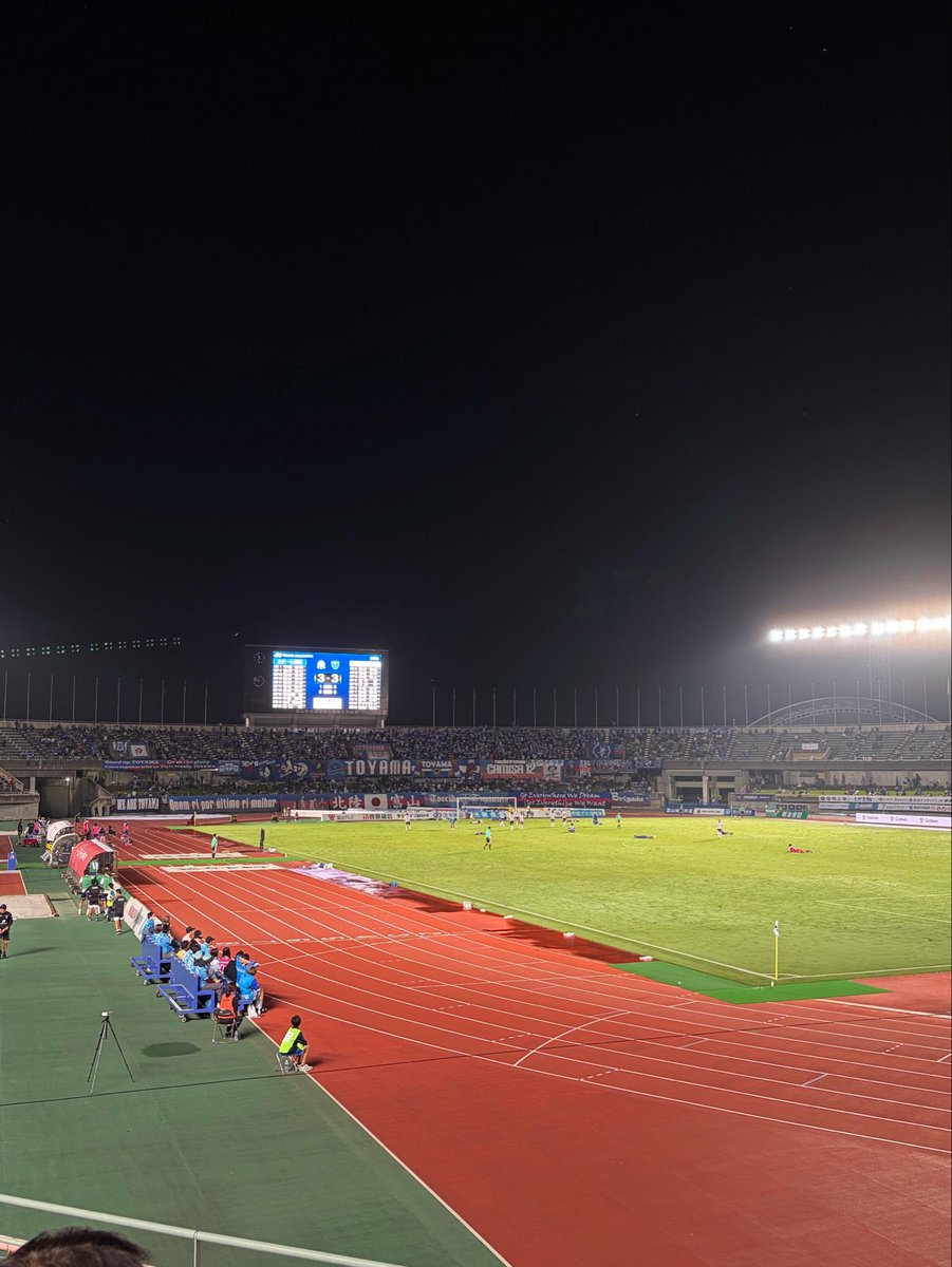 amist_724's tweet photo. 個人的にはアウェイ遠征3試合目、未だ勝利なし
毎回疲労困憊で帰宅してる
次は勝って気持ちよく帰らせてほしい( ◜ᴗ◝ )

富山は短い時間だったけど満喫できた🏃 https://t.co/qeqpaSuoNq