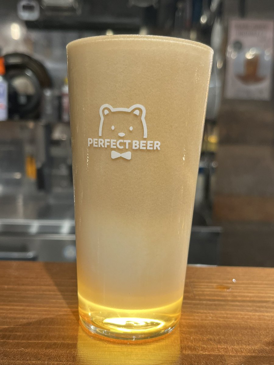 non_sake_'s tweet photo. 酒飲���だ！
ミルコビール初めて飲んだけどめっちゃ泡！（小並感）
日本酒も久しぶりだったけど美味しかった〜！ https://t.co/PXaoG6pEOk