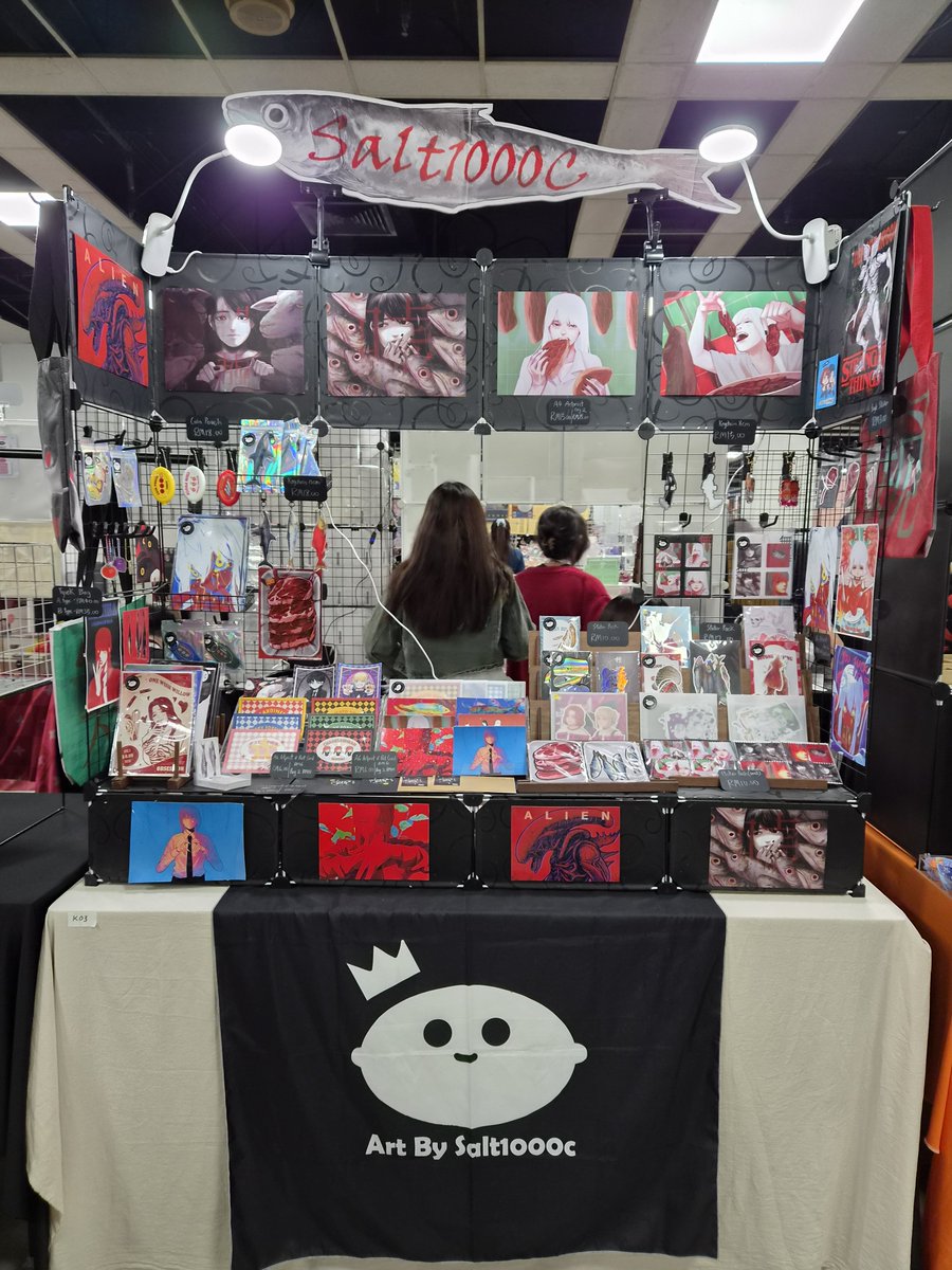 AiSing02808054's tweet photo. Day 1 ending post ๐ฅน๐ฅนsee you tomorrow !!
Last day to find me Booth K03
#animefest #comicfiesta https://t.co/6x7wA0Uxbz