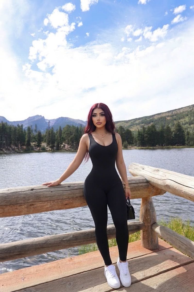 Ailyisloved's tweet photo. I love nature #latina #nature #lake #baddie https://t.co/RXA6aDYwcd