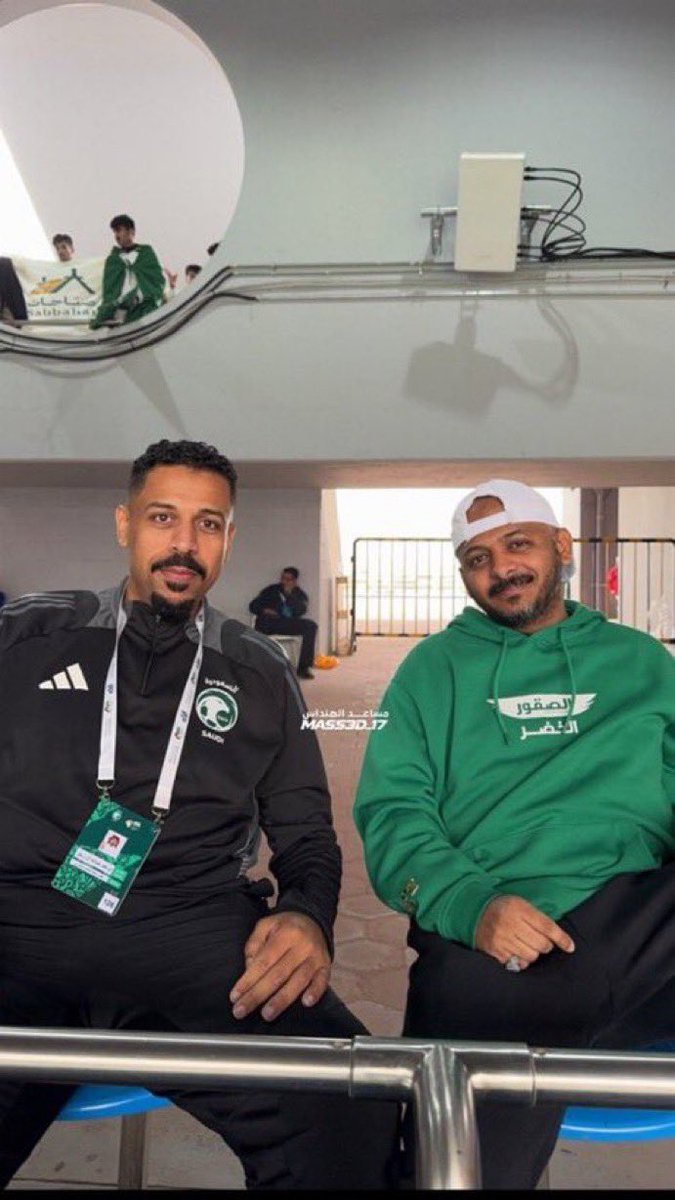 Mtigeer1's tweet photo. الصياح على قدر الالم كل مالي اقتنع ان مدرج المنتخب رايح بالات��اه الصحيح بقيادة هذولا الاثنين 

الجميع يثق فيهم وداعم لهم إلا الطحالب سوو من هرجة تافهة فيلم وباقي ما شفتو شي 
الجاي يوجع 🤌🏻⏳

#الحضور_بالابيض 🤍🇸🇦. https://t.co/9jnMKJ6Chd