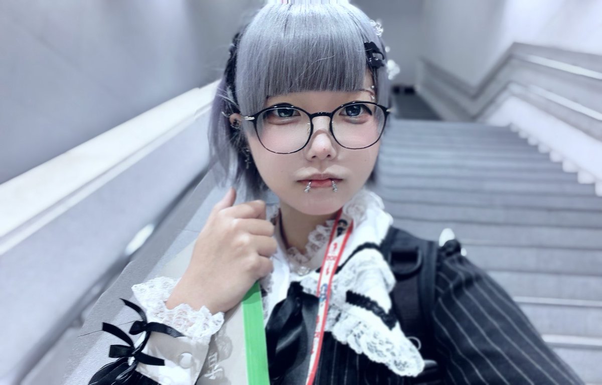 meruru366_'s tweet photo. 待ってる https://t.co/5wtz5zyYdG
