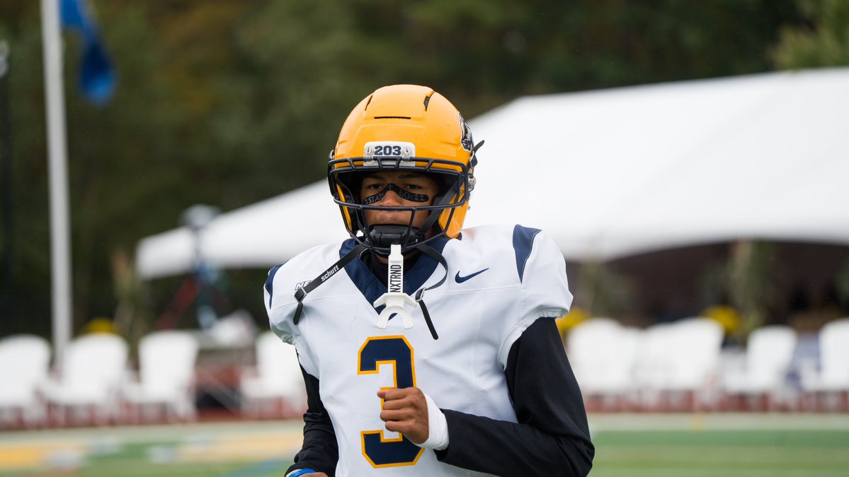 UNewHavenFB's tweet photo. Time to #FindAWay
#FAST
📺: https://t.co/DaZx6A4t8Q https://t.co/HjTeNdVJ1j