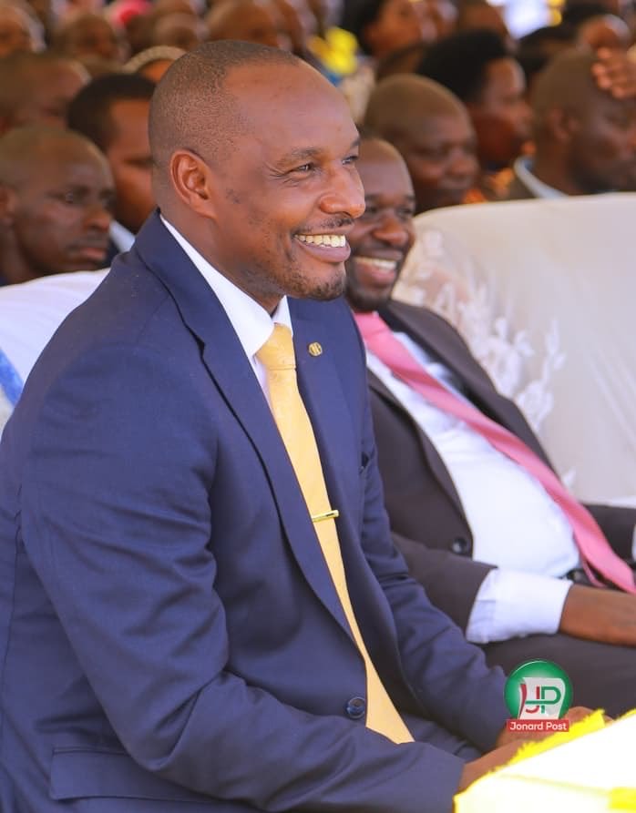 JonardPost's tweet photo. UPDATE: 
Hon. Eng. Jonard Asiimwe, Minister for Science, Technology and Innovation and NRM National Vice Chairperson for the Western Region, joined thousands of NRM supporters and leaders at Damasco Primary School in Kisiita, Kakumiro District, today for a thanksgiving celebration following the election of Hon. Onesmus Twinamasiko as Member of Parliament.

Joined by Hon. Eriab from Kabale, Hon. Emily Kugonza and other leaders, Asiimwe congratulated Twinamasiko and urged him to serve the people who entrusted him with the mandate, unite communities and work for meaningful development.

He thanked the people of Kakumiro for their warm reception and called for continued cooperation toward the prosperity of Kakumiro, the Western Region and Uganda.