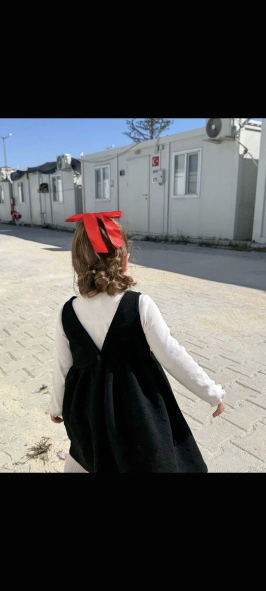SedaKMC07's tweet photo. @Yusuf__Tekin Yuvaları dağıtan il emri iptali, @Yusuf__Tekin'in aile birliği söylemiyle uyuşmuyor. Evliler ayrı mı yaşasın? 😔 @eczozgurozel @Suat_Ozcagdas @alimahir @veliagbaba @cenginyurt52 @ComezTurhan #BakanVarGörenYok 🥀 https://t.co/8zeQOgeftI