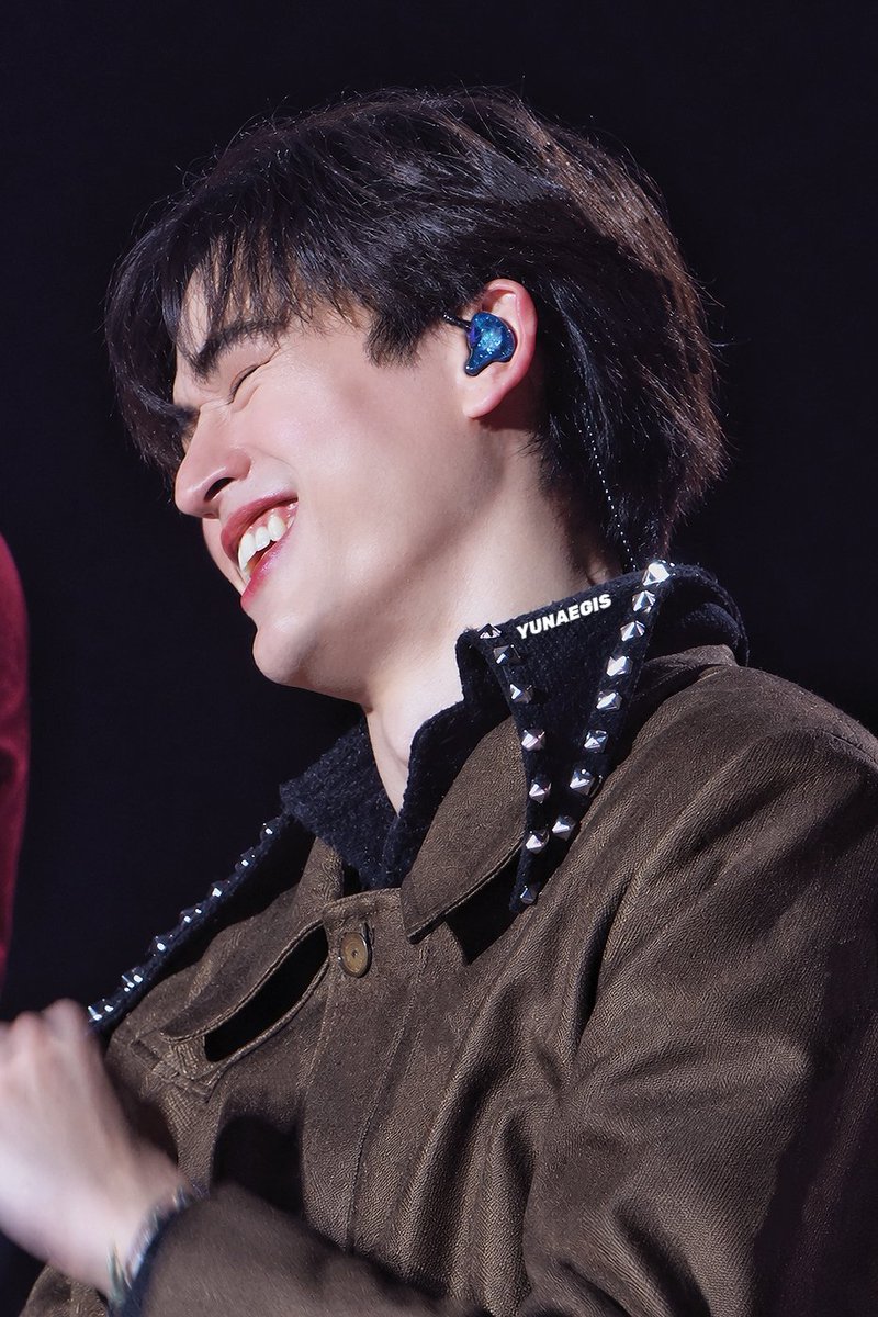 yunaegis's tweet photo. 250927 JOSSGAWIN INVINCIBLE FANCON

what a beauty you are, my caskey 🫠

#JossGawinFancon
#GawinCaskey https://t.co/LtuCBUtb2j