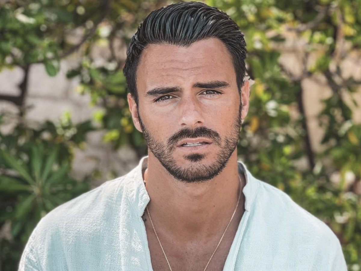 MichouLeVoyou13's tweet photo. #BenjaminSamat sort du silence après que son ex #OceaneElhimer incarcéré a #Dubai lui a demander de payer la Caution pour quel sorte 😂😂😂 https://t.co/QkPLbEC96V