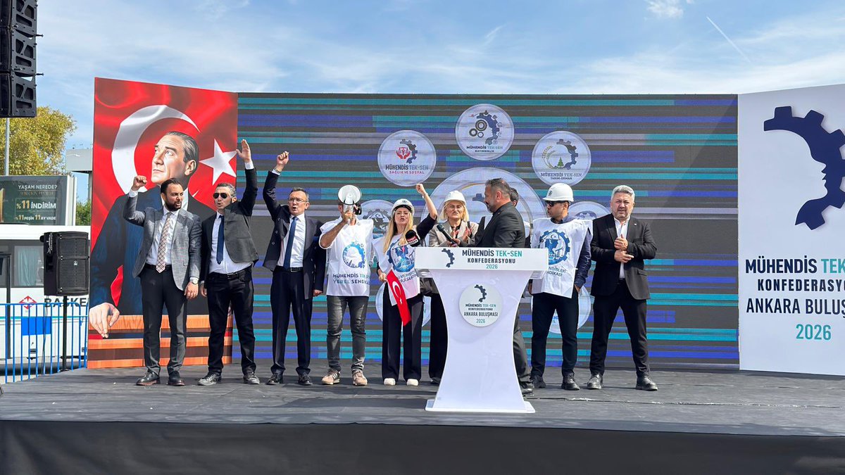 muhteksenkultur's tweet photo. Mühendis Tek-Sen Konfederasyonu olarak Anıtparkta sendikalarımızın katılımı ile buluştuk . Konfederasyon olarak hep birlikte emeğimiz, geleceğimiz ve ülkemiz için sesimizi yükselttik. Taleplerimizi dile getirdik. Buluşmamıza katılıp bizi yalnız bırakmayan tüm üyelerimize teşekkür ederiz. Birlikte güçlüyüz.

@MuhTekSen_Konf 
@muhteksenkultur 
@MuhTekBayindir 
@MuhTekTrmOrmn 
@KaMuhEnerjiSen 
@MuhTekYerelYntm 
@MuhTekBuro 
@MuhTekSenSagSos 
@MuhTekSenUlasim