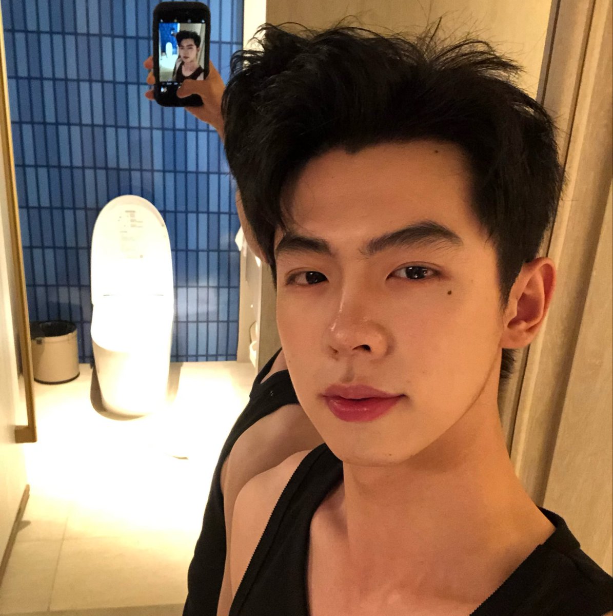Chrisxiaoli's tweet photo. 嘿⚫️ https://t.co/FA9moJHE3H