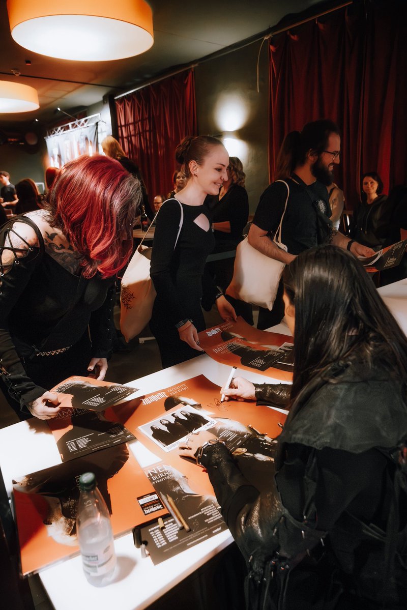 imminenceswe's tweet photo. Join the signing &amp; Q/A gatherings in London, Birmingham, Manchester, New York, Chicago, Los Angeles and Austin. Exclusive acoustic performances in United Kingdom.
Enter now: https://t.co/VE3UbOXvsq
Photography by Anne Göthe 
From Sweden with love https://t.co/nIbfUSCrUo