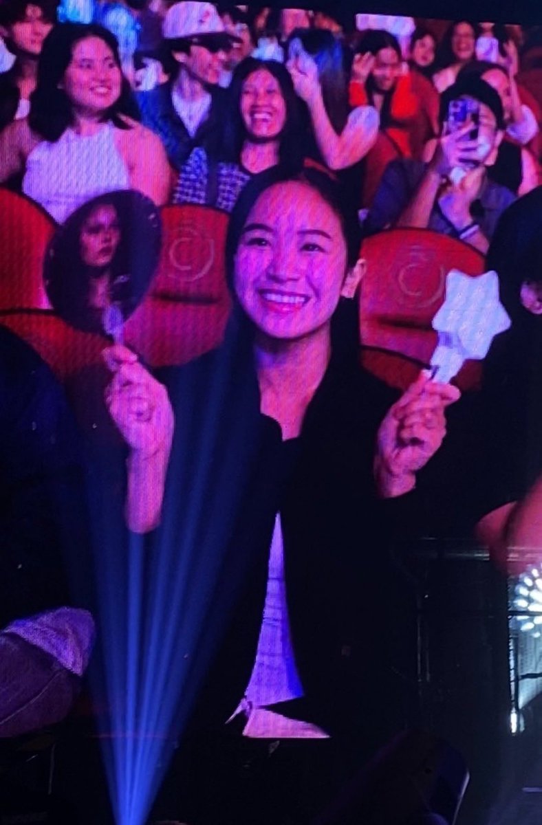 mainlyforcap's tweet photo. “you came”                          “of course,
                                               sayo ang sabado ko” https://t.co/wk6NVQlFtG