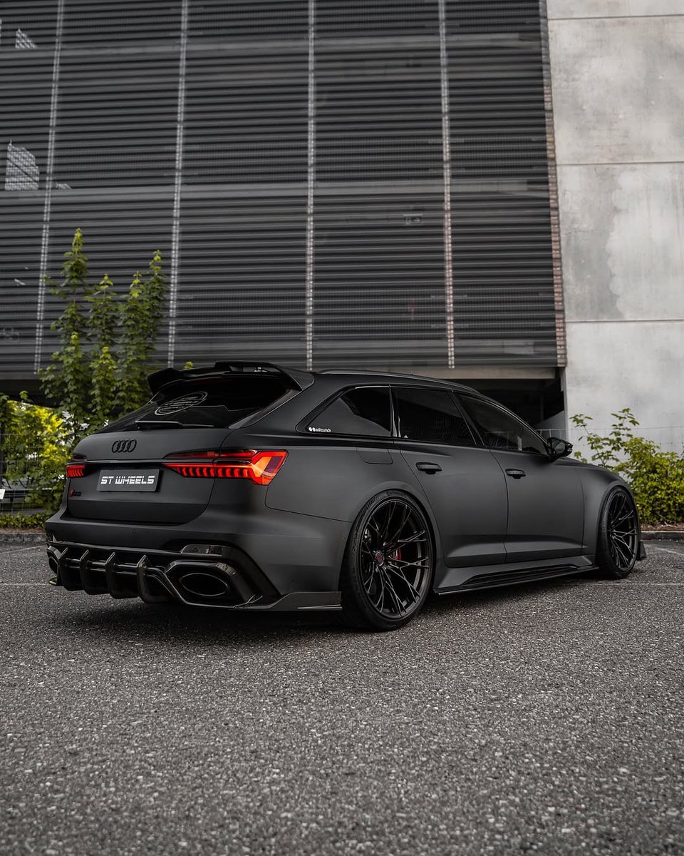 ApexDistrictX's tweet photo. Murdered out RS6 C8 ♠️ https://t.co/x0qdqq8pqr
