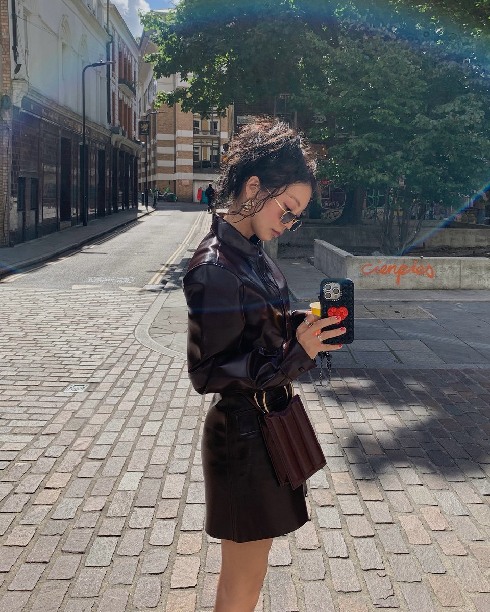 saroona93's tweet photo. 「痩せたい」と「食べたい」が毎日脳内で大戦争してる。 ✨
kjuh https://t.co/PKNKNlUWCg