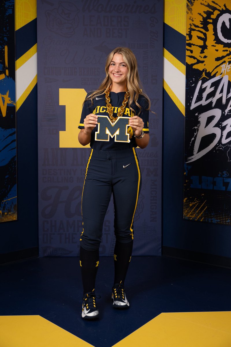 AKresbaugh2028's tweet photo. God’s timing. God’s plan.
Proverbs 3:5–6 🤍

I’m going to be a Wolverine! I’m so grateful God led me home.

Thank you Coach Bonnie and the entire Michigan staff for this opportunity. Excited for this next chapter. Go Blue! 〽️

@umichsoftball @Turnin2Pezz @pezzplayers https://t.co/l9AXmhIBCy