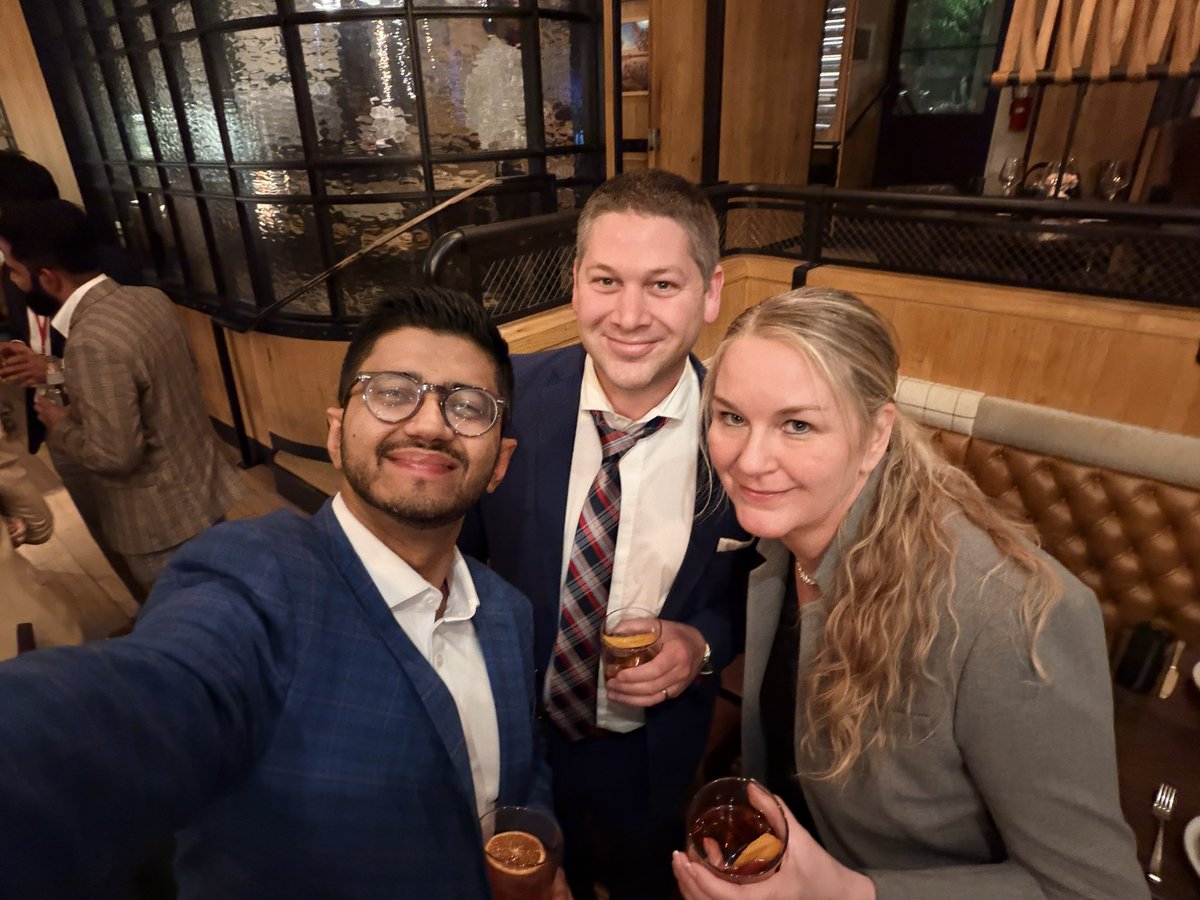 DrJashDatta's tweet photo. It is always to heartening to see the energy of the FUTURE of the surgical workforce & their zeal for #AcademicSurgery at @AcademicSurgery #FallCourses26 & connecting with AAS Exec Council. One of the HIGHLIGHTS of the @AmCollSurgeons #ACSCC26 mtg https://t.co/HNS7x5PnyV