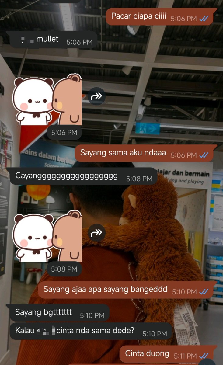 Eyyoowassap's tweet photo. Gakuad LDR pengen tinggal bareng aja😐🤏 https://t.co/dXLlUS9yvd