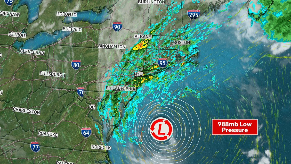 Pamelanbcboston's tweet photo. Low pressure has strengthened a bit. Latest surface analysis has 988mb, barely moving north.
Damaging wind at the coast thru the day, heavy rain in waves, and minor coastal flooding for the next few high tides.
#noreaster #saturday #currentsituation #NewEngland #coast https://t.co/1vQ0B7XVhU