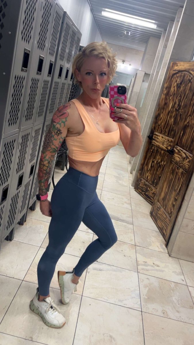 Pepper585pep's tweet photo. Only been hitting the gym for a couple months. Do you think it’s working? https://t.co/5cwbqswPOu