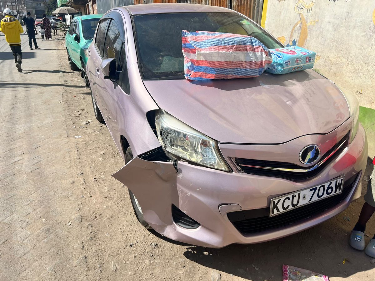 BonfaceSila14's tweet photo. @PoliceKE @DCI_Kenya HIT &amp; RUN BY MV KDU 345X. Traffic Buruburu &amp; Umoja 2 Area

The White MV hit MV KCU 706W along Moi Drive in Umoja 2 &amp; fled scene.

KCU 706W owner on way 2 report incident at Buruburu Police Station. 

KDU 345X should be reported if sighted.

Concerned Citizen. https://t.co/l7I2IA5m6u