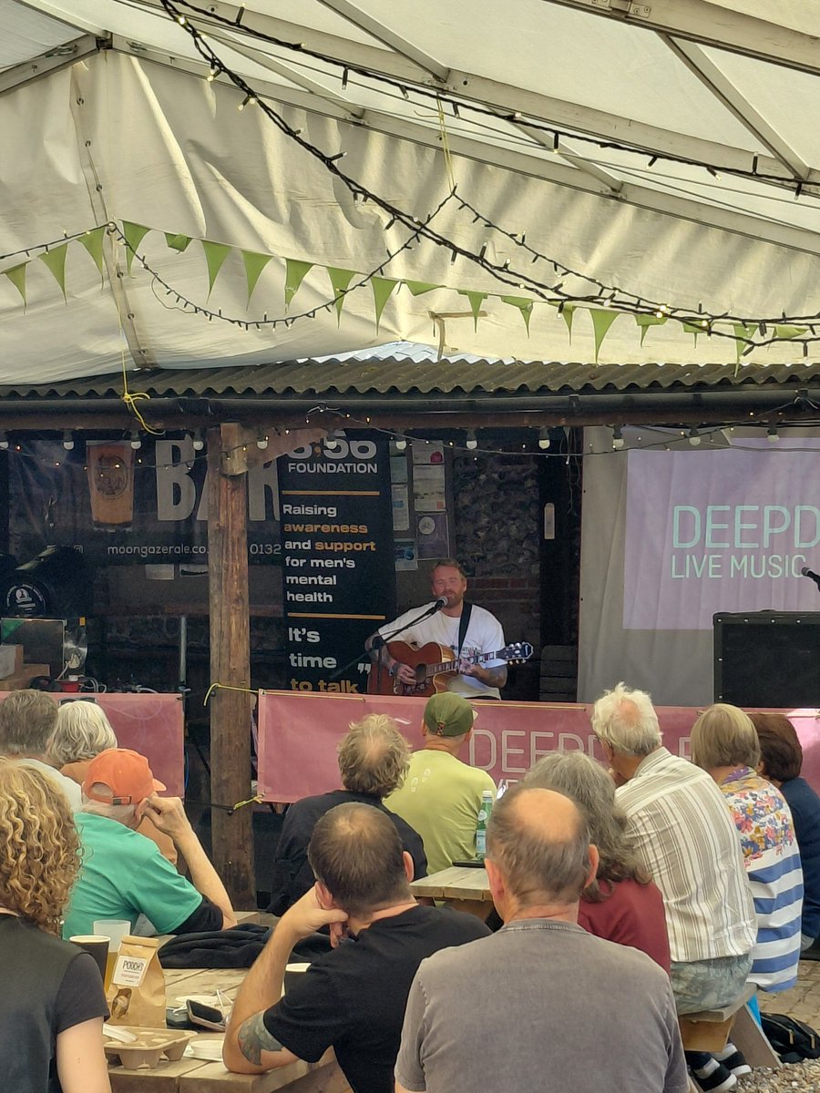 moongazerale's tweet photo. Chilled out afternoon at the Courtyard bar @DeepdaleCamping some amazing artists and great to see them singing alongside the important message #itstimetotalk @856foundation . https://t.co/HTwrS8X4J2