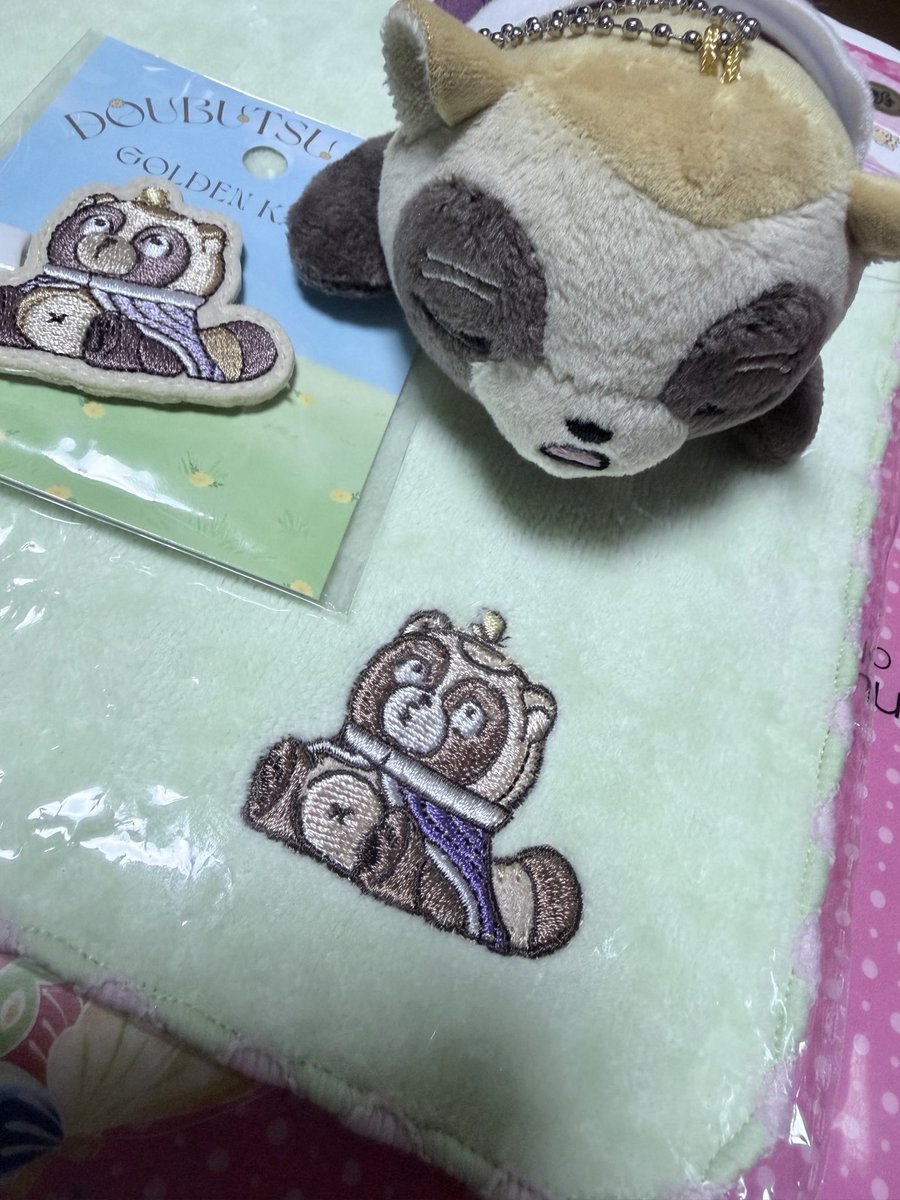 aralemix's tweet photo. タオルハンカチが女児味があって大変よろしいです https://t.co/aHWac1aN6H